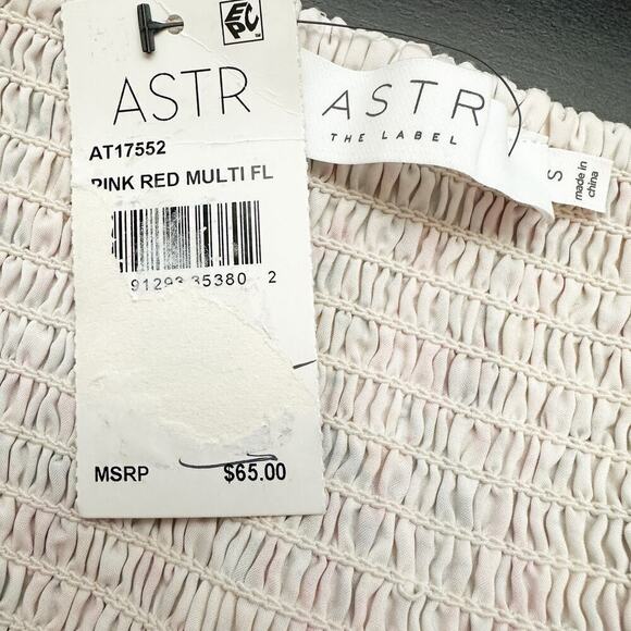 ASTR Floral Pintuck Pleated Smocked Puff Sleeve Crop Top NWT Size S - Picture 10 of 12